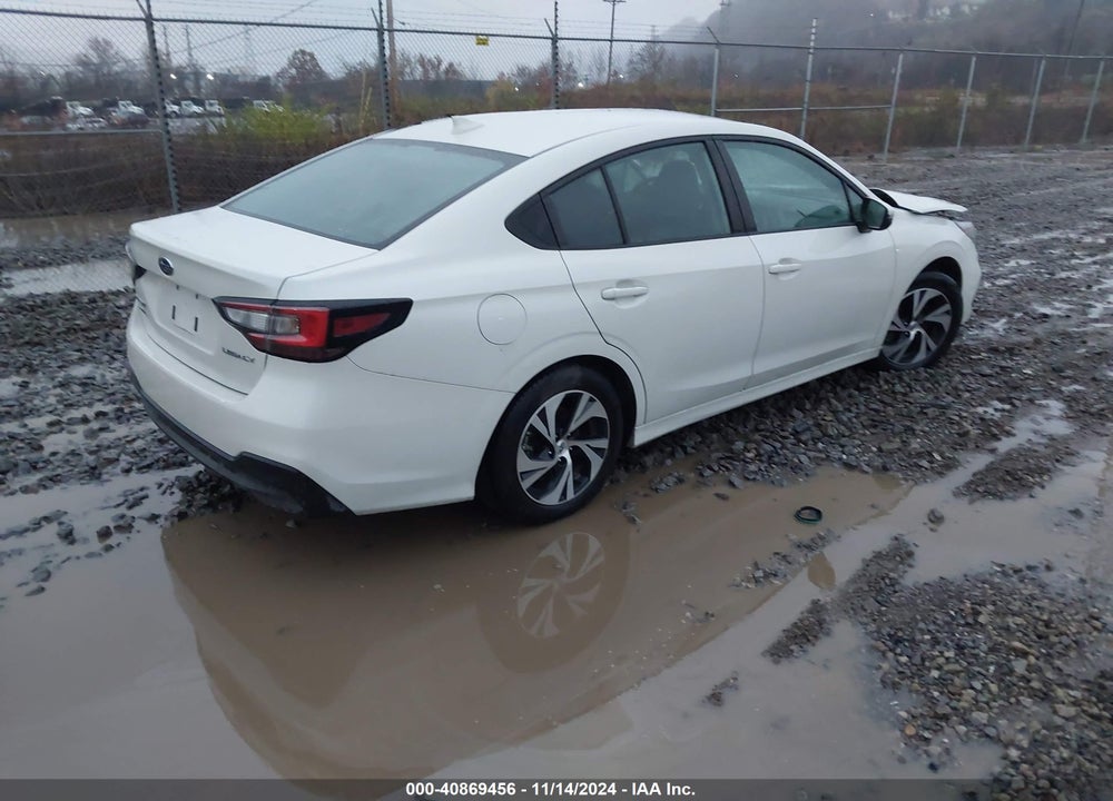 2024 SUBARU LEGACY PREMIUM VIN: 4S3BWAC66R3012324