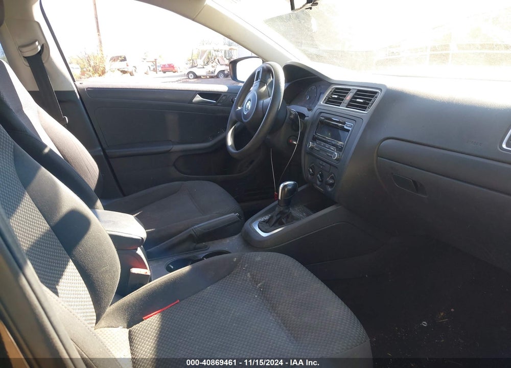 2014 VOLKSWAGEN JETTA 2.0L S VIN: 3VW2K7AJ8EM406113
