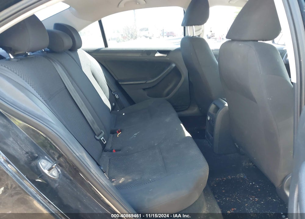 2014 VOLKSWAGEN JETTA 2.0L S VIN: 3VW2K7AJ8EM406113