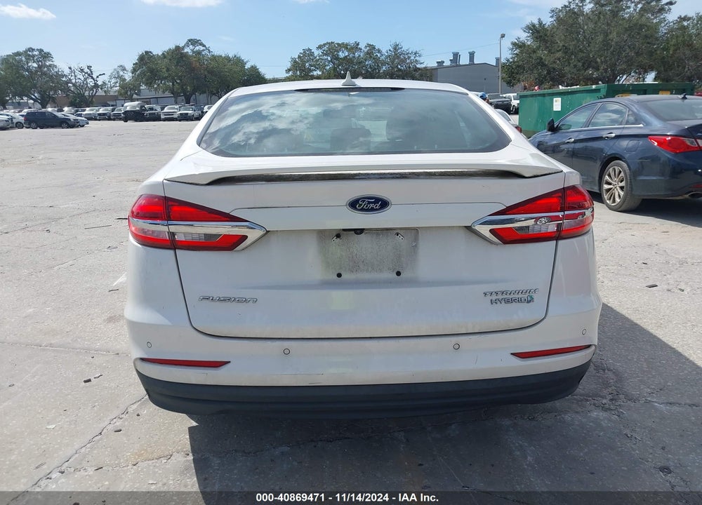 2019 FORD FUSION HYBRID TITANIUM VIN: 3FA6P0RU2KR273560