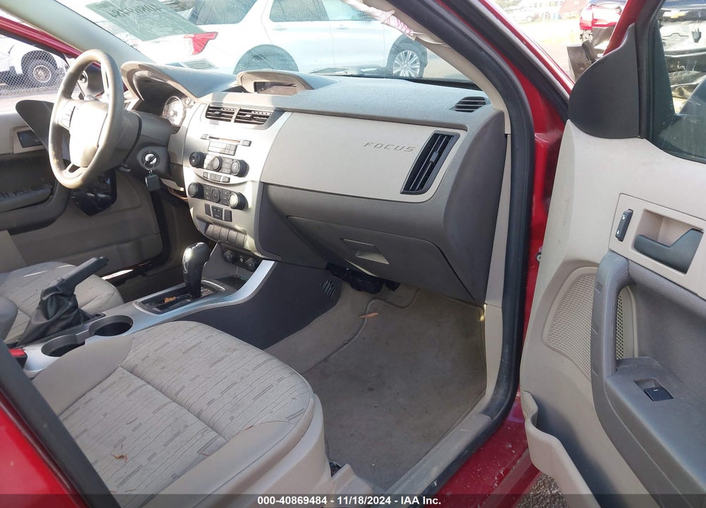 2009 FORD FOCUS SE VIN: 1FAHP35NX9W201683