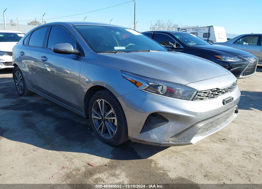 2023 KIA FORTE LXS VIN: 3KPF24AD3PE572923