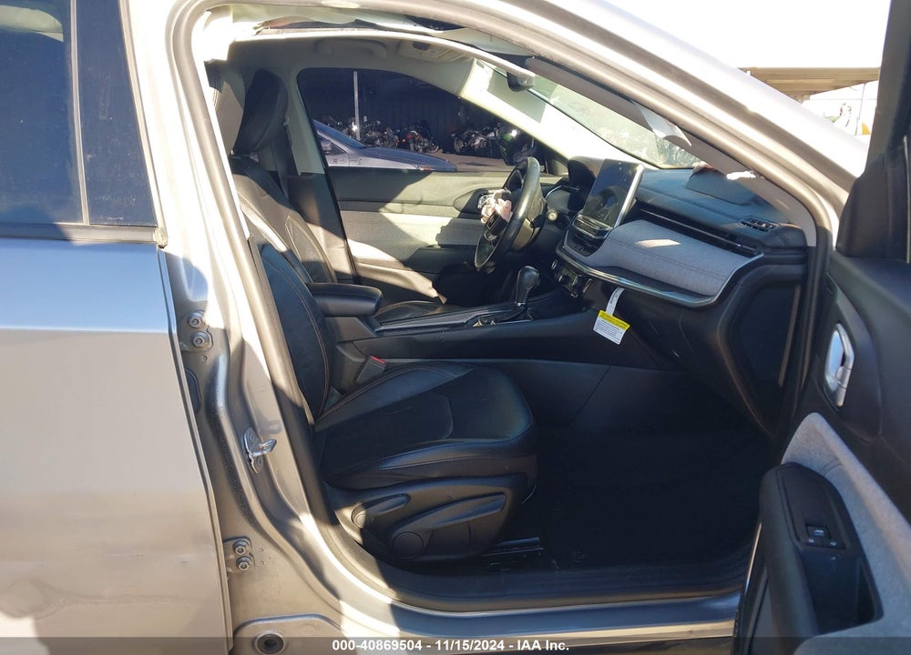 2022 JEEP COMPASS LATITUDE LUX 4X4 VIN: 3C4NJDFB6NT164558