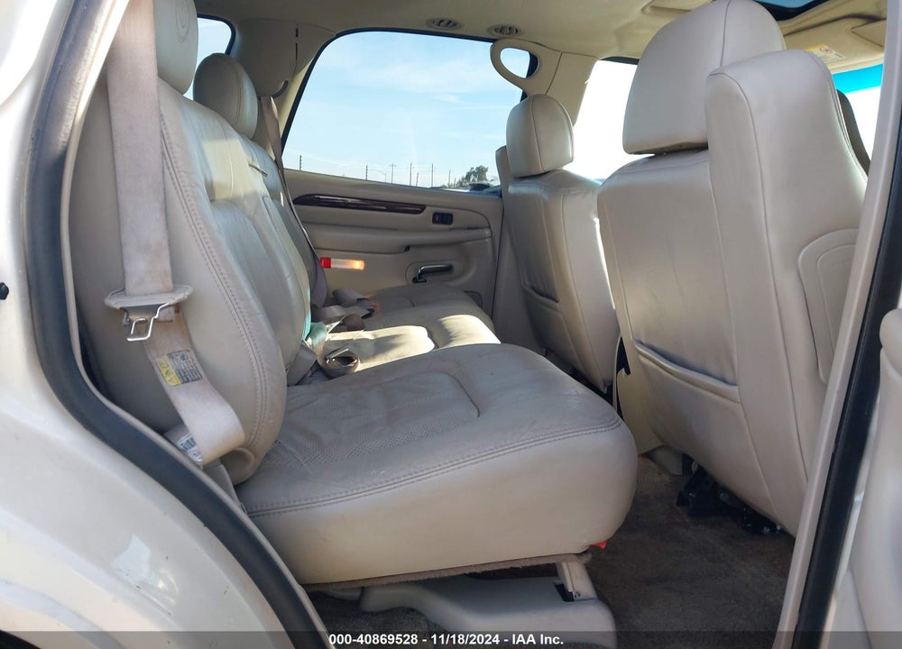 2002 CADILLAC ESCALADE STANDARD VIN: 1GYEC63T52R280965