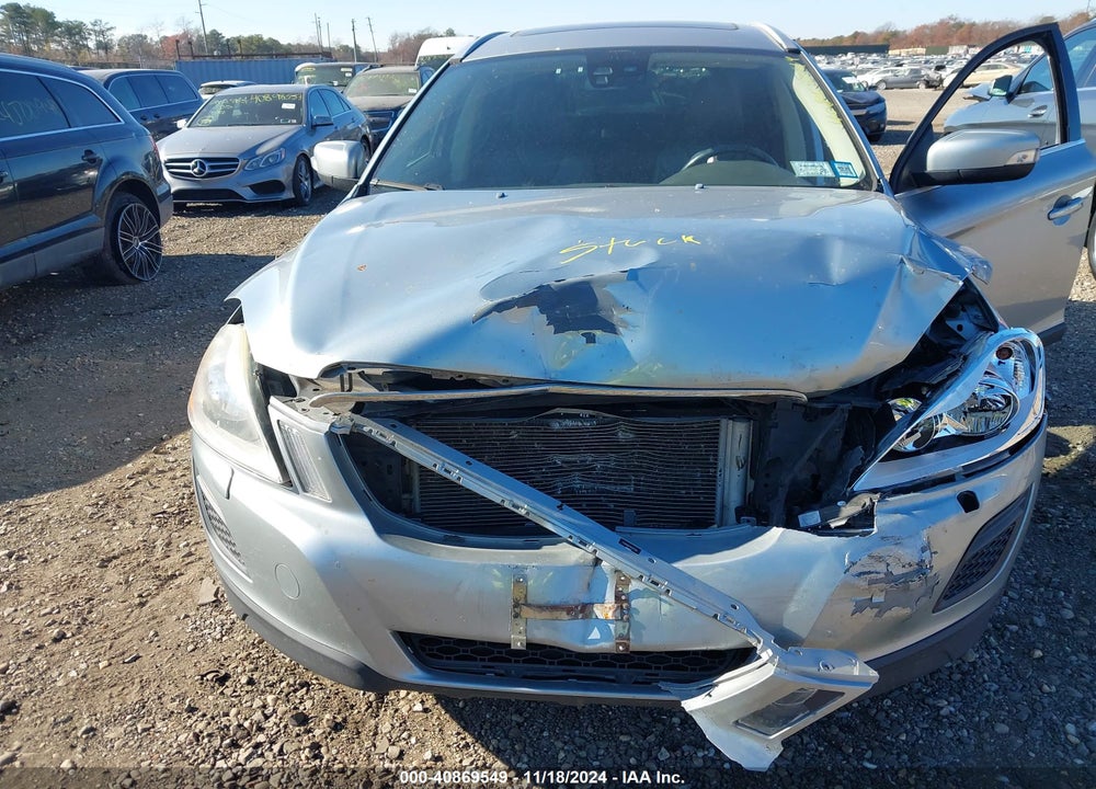 2011 VOLVO XC60 3.2 VIN: YV4940DZ4B2222159
