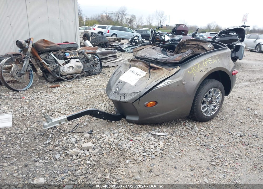 2014 CAN-AM T1 EB VIN: 2BZRAEA15EV000015