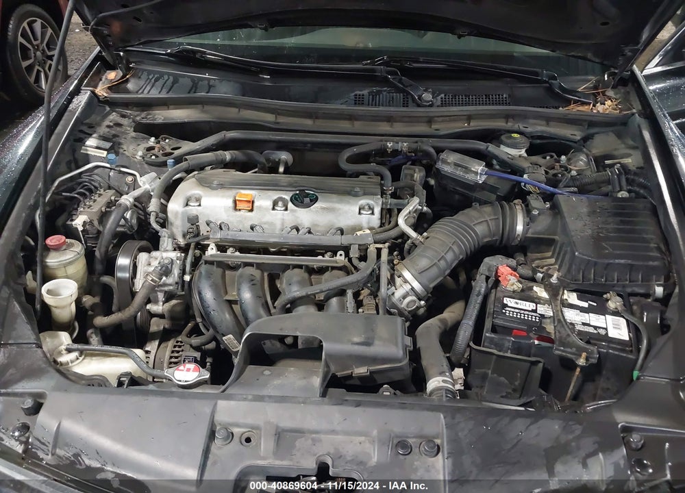 2010 HONDA ACCORD 2.4 EX VIN: 1HGCP2F77AA030313