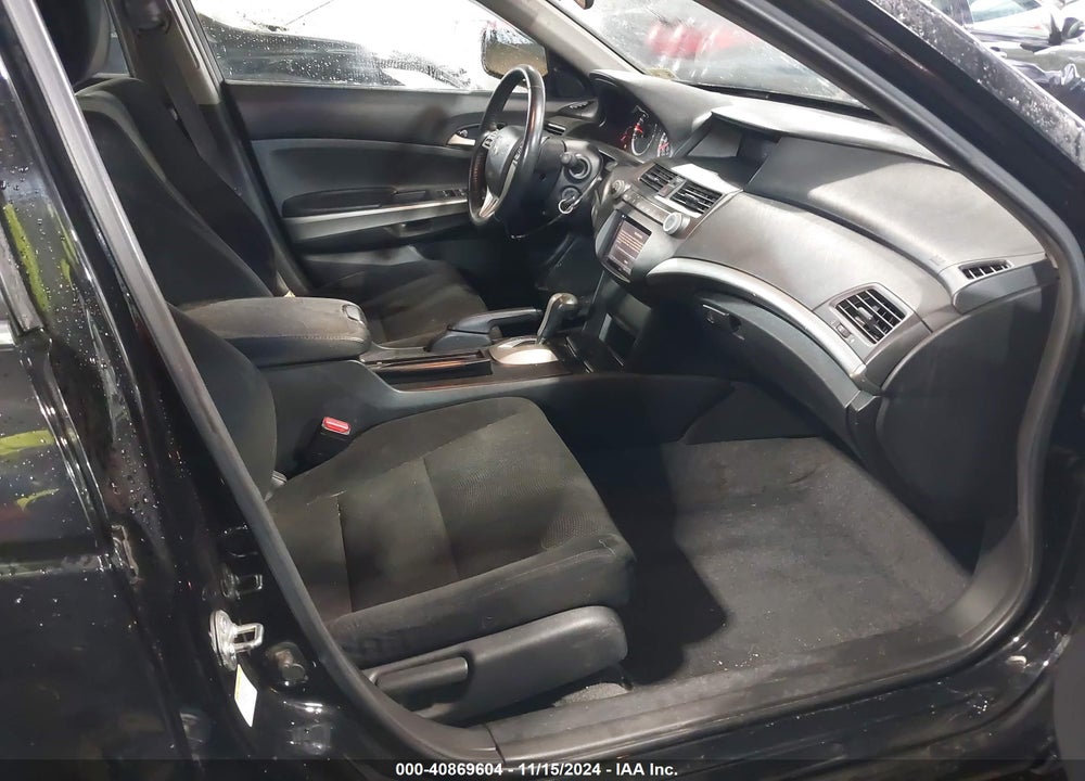 2010 HONDA ACCORD 2.4 EX VIN: 1HGCP2F77AA030313