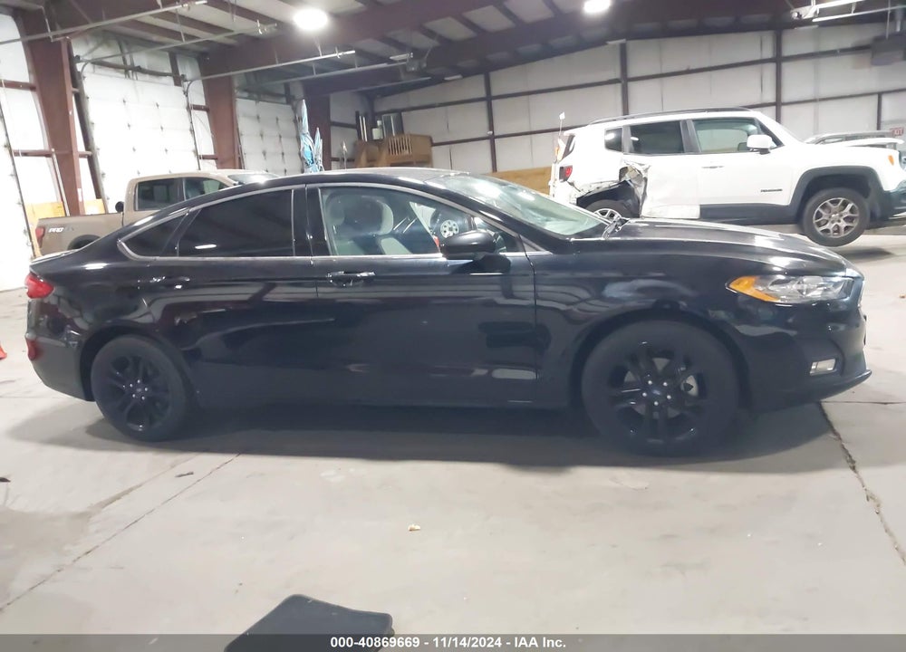 2019 FORD FUSION SE VIN: 3FA6P0HD2KR284088