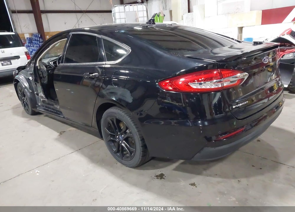 2019 FORD FUSION SE VIN: 3FA6P0HD2KR284088