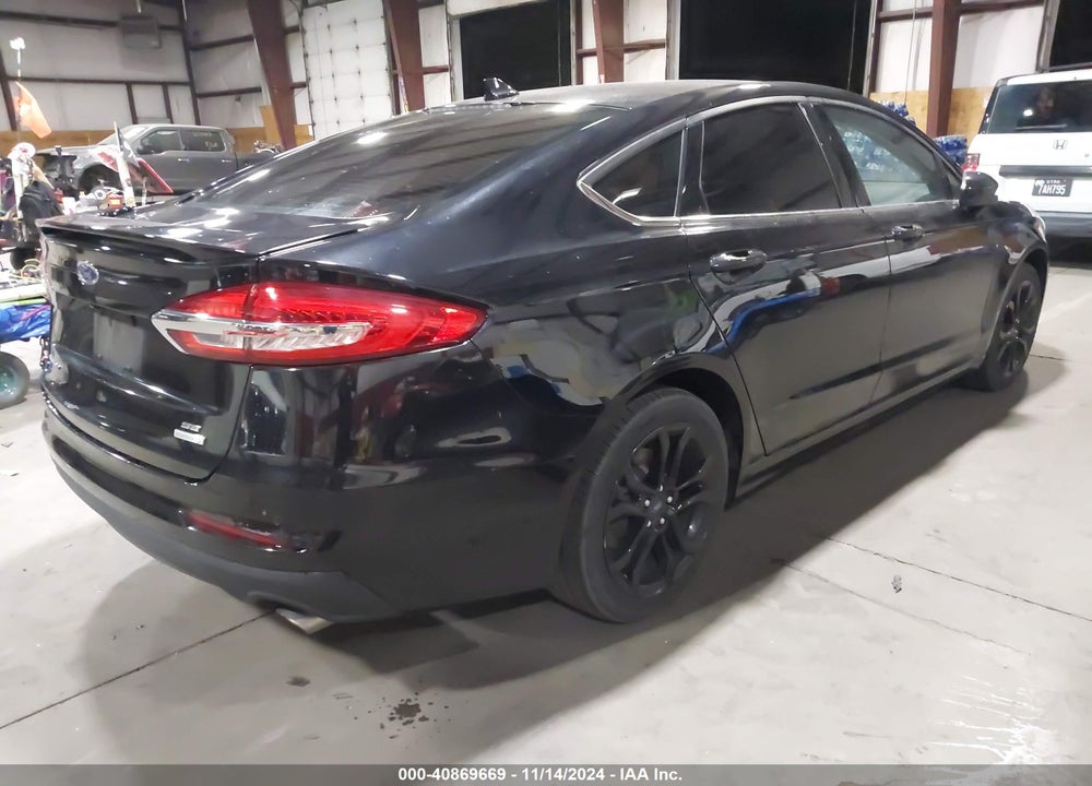 2019 FORD FUSION SE VIN: 3FA6P0HD2KR284088