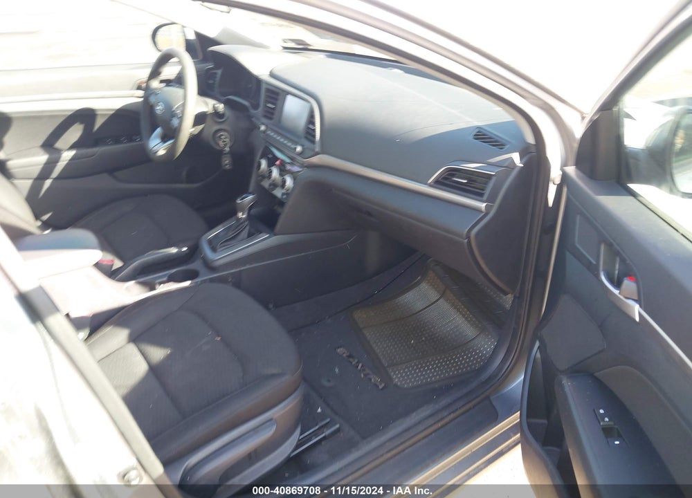 2019 HYUNDAI ELANTRA SEL VIN: KMHD84LF2KU789986