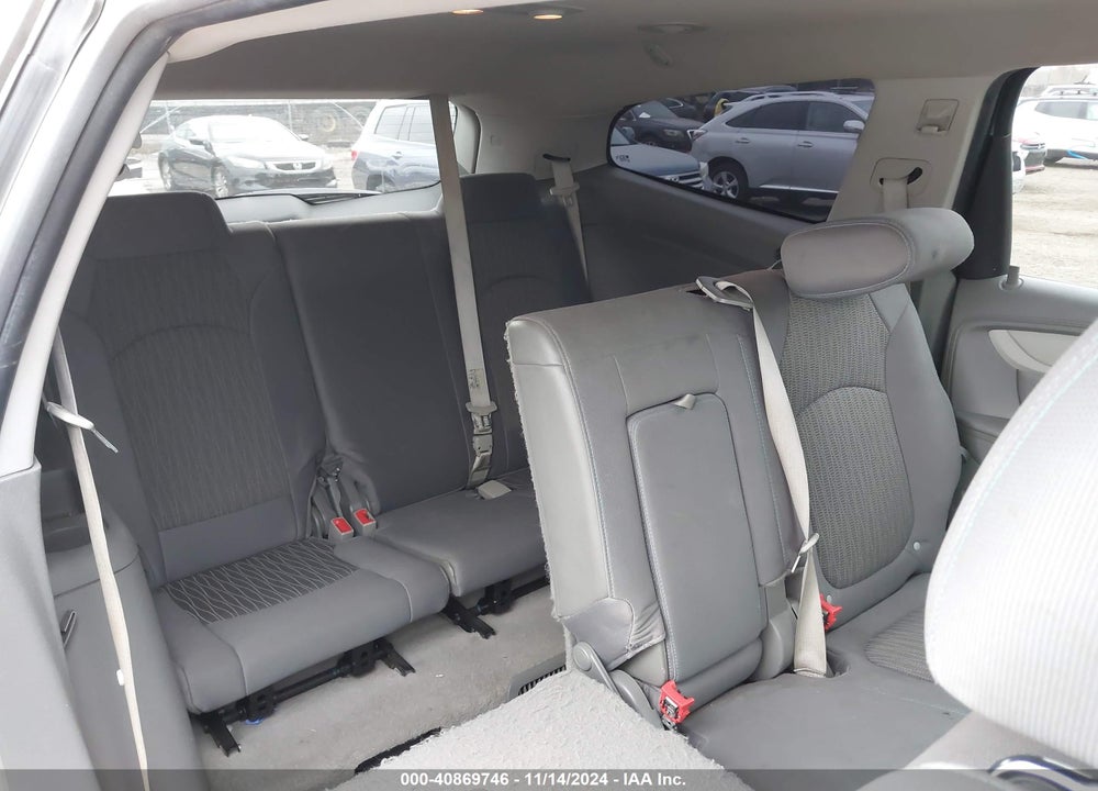 2015 CHEVROLET TRAVERSE 1LT VIN: 1GNKVGKD8FJ267190