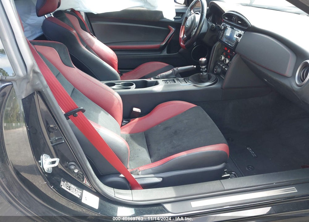 2018 SUBARU BRZ TS VIN: JF1ZCAD14J9600224
