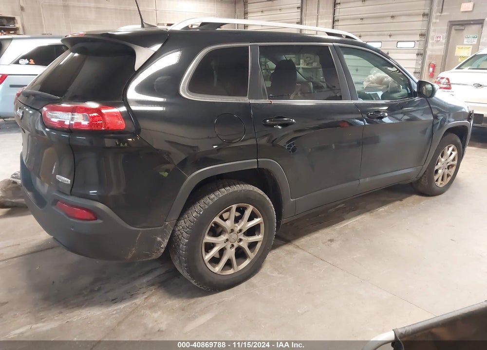 2018 JEEP CHEROKEE LATITUDE 4X4 VIN: 1C4PJMCB5JD531866