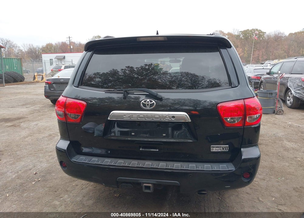 2016 TOYOTA SEQUOIA PLATINUM 5.7L V8 VIN: 5TDDY5G15GS142213