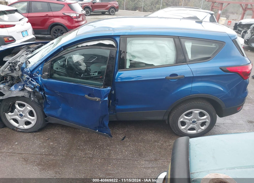 2019 FORD ESCAPE S VIN: 1FMCU0F78KUA23569