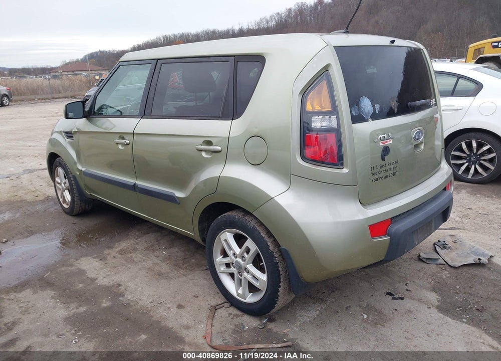 2011 KIA SOUL VIN: KNDJT2A2XB7258673