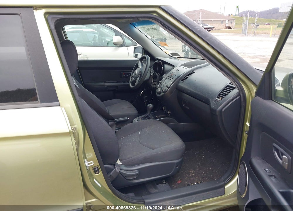 2011 KIA SOUL VIN: KNDJT2A2XB7258673