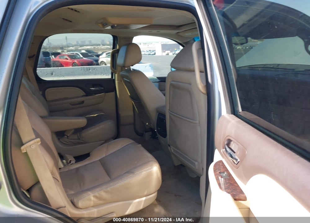2010 GMC YUKON DENALI VIN: 1GKUKEEF1AR278686