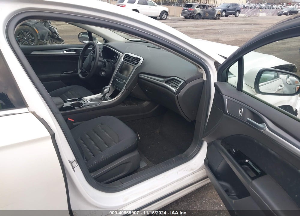 2013 FORD FUSION SE VIN: 3FA6P0HR4DR218737