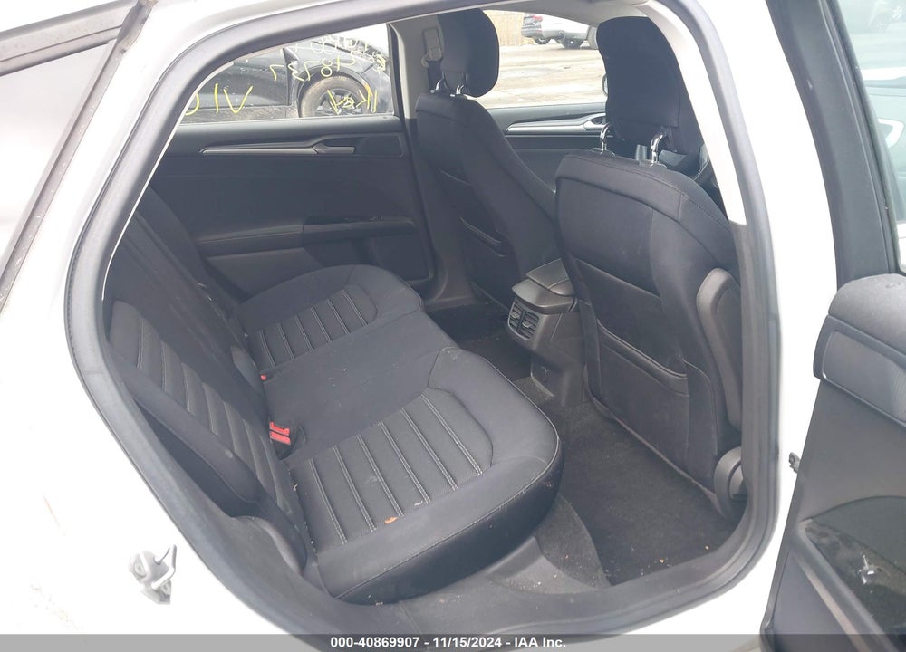 2013 FORD FUSION SE VIN: 3FA6P0HR4DR218737