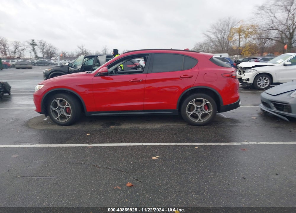 2018 ALFA ROMEO STELVIO SPORT AWD VIN: ZASFAKPN0J7B86353