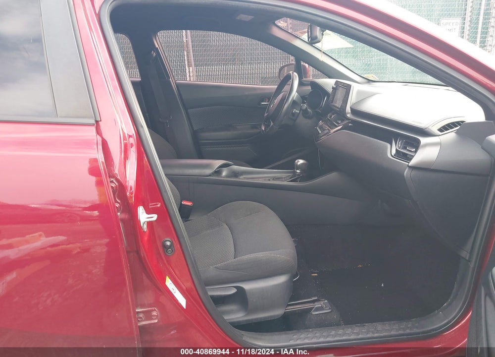 2018 TOYOTA C-HR XLE PREMIUM VIN: NMTKHMBX4JR050187