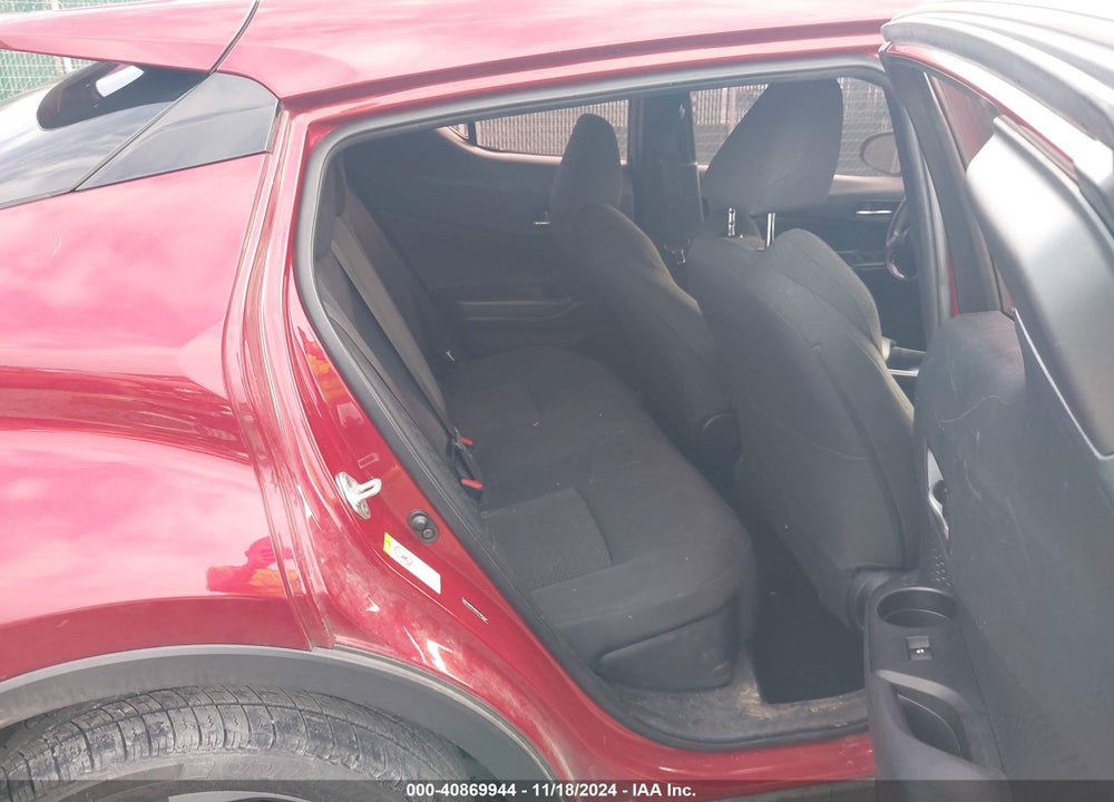 2018 TOYOTA C-HR XLE PREMIUM VIN: NMTKHMBX4JR050187
