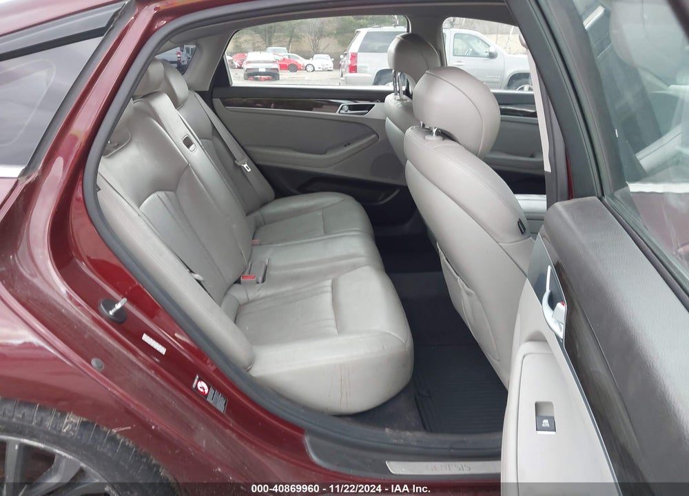 2016 HYUNDAI GENESIS 3.8 VIN: KMHGN4JE7GU107594