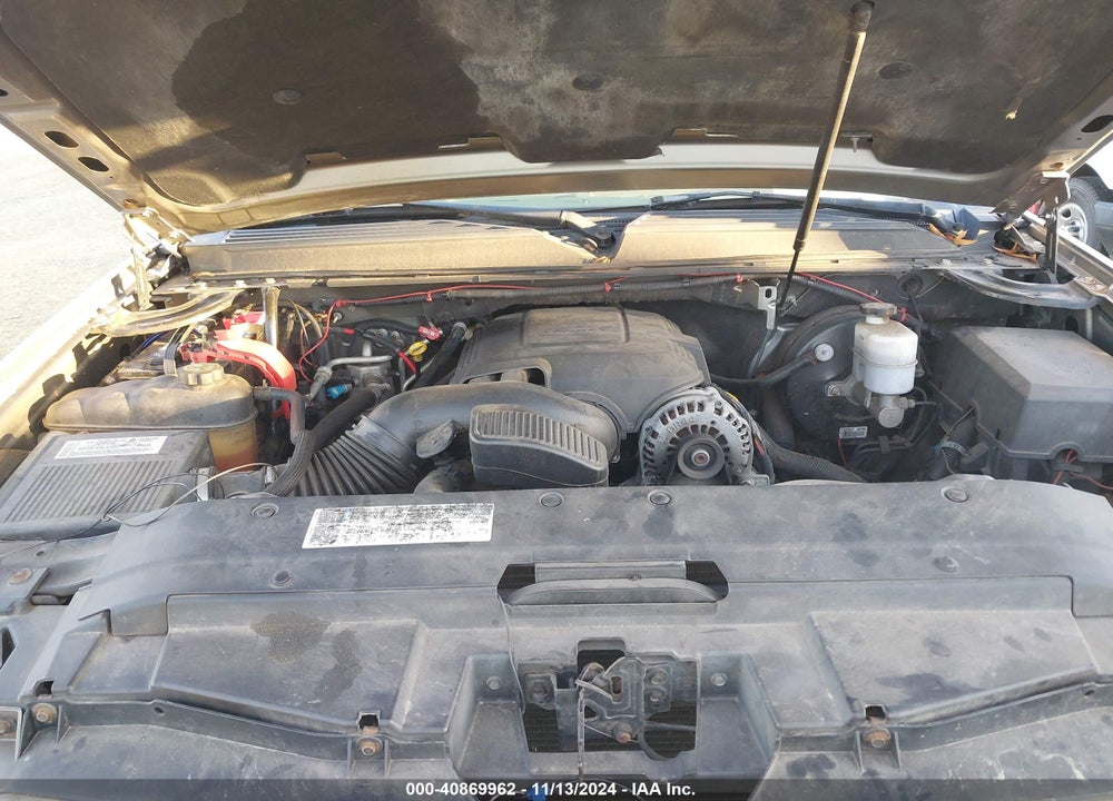 2008 CHEVROLET SUBURBAN 1500 LT VIN: 3GNFK16348G182375