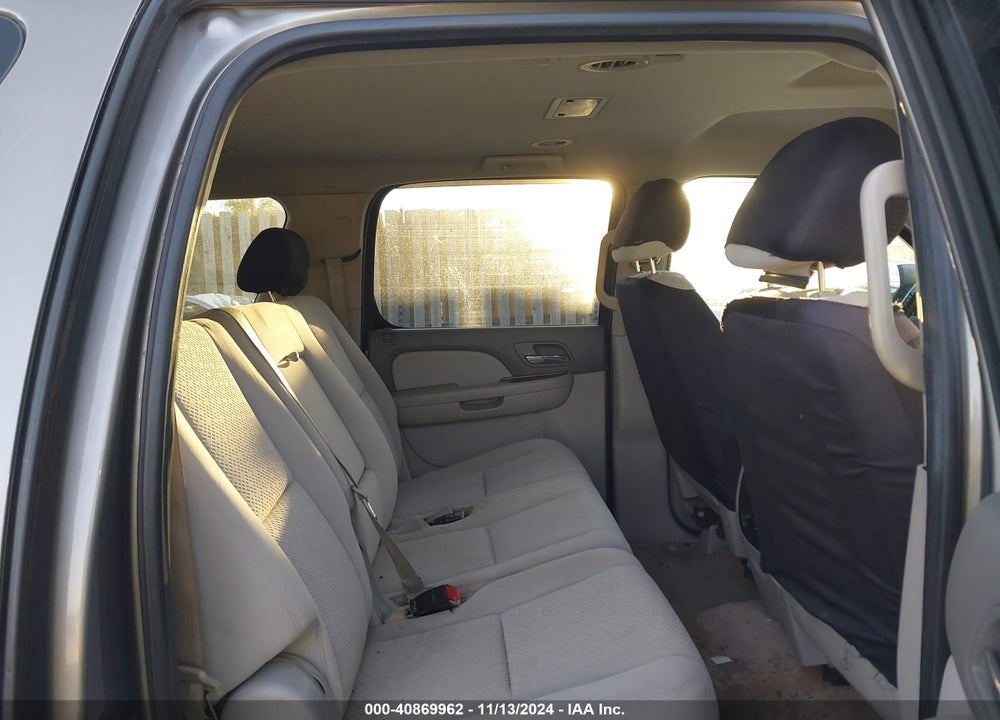 2008 CHEVROLET SUBURBAN 1500 LT VIN: 3GNFK16348G182375