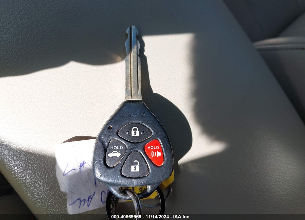 2011 TOYOTA CAMRY LE VIN: 4T1BF3EK2BU698931