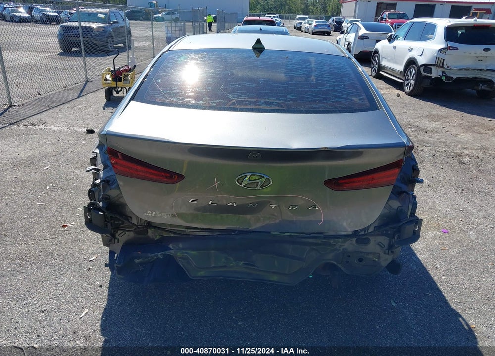 2019 HYUNDAI ELANTRA SEL VIN: 5NPD84LF8KH469747