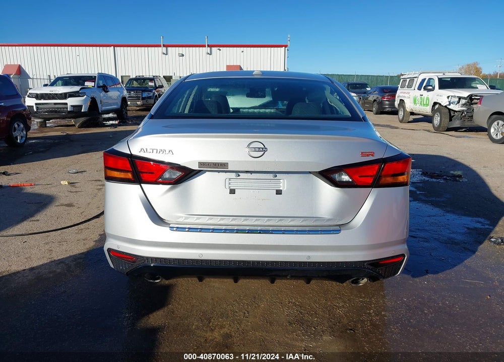 2023 NISSAN ALTIMA SR FWD VIN: 1N4BL4CV1PN342896