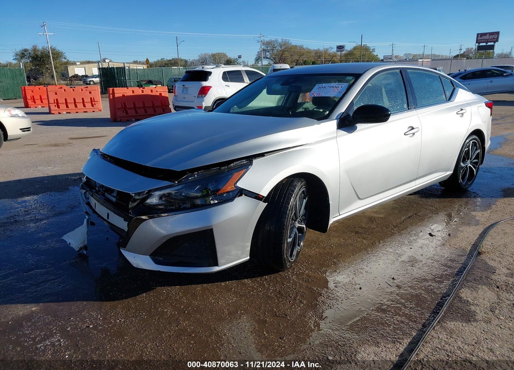 2023 NISSAN ALTIMA SR FWD VIN: 1N4BL4CV1PN342896