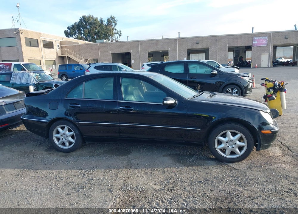 2002 MERCEDES-BENZ C 240 VIN: WDBRF61J02F269419