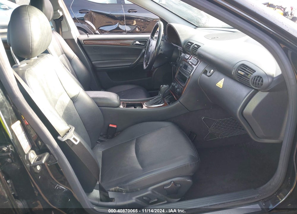 2002 MERCEDES-BENZ C 240 VIN: WDBRF61J02F269419