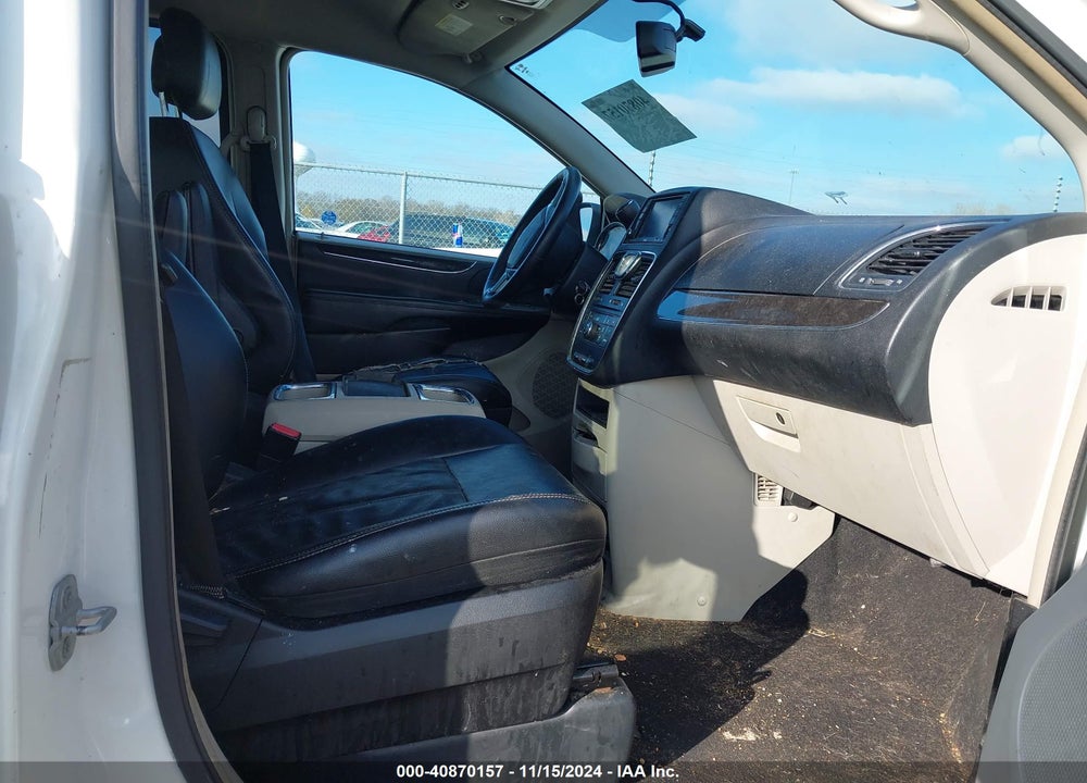2013 CHRYSLER TOWN & COUNTRY TOURING VIN: 2C4RC1BG8DR669692