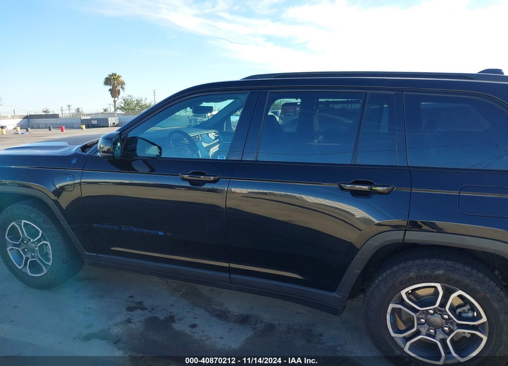 2022 JEEP GRAND CHEROKEE 4XE TRAILHAWK 4X4 VIN: 1C4RJYC69N8748662