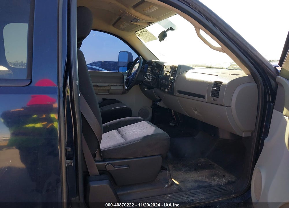 2008 CHEVROLET SILVERADO 2500HD WORK TRUCK VIN: 1GCHC29K08E211644
