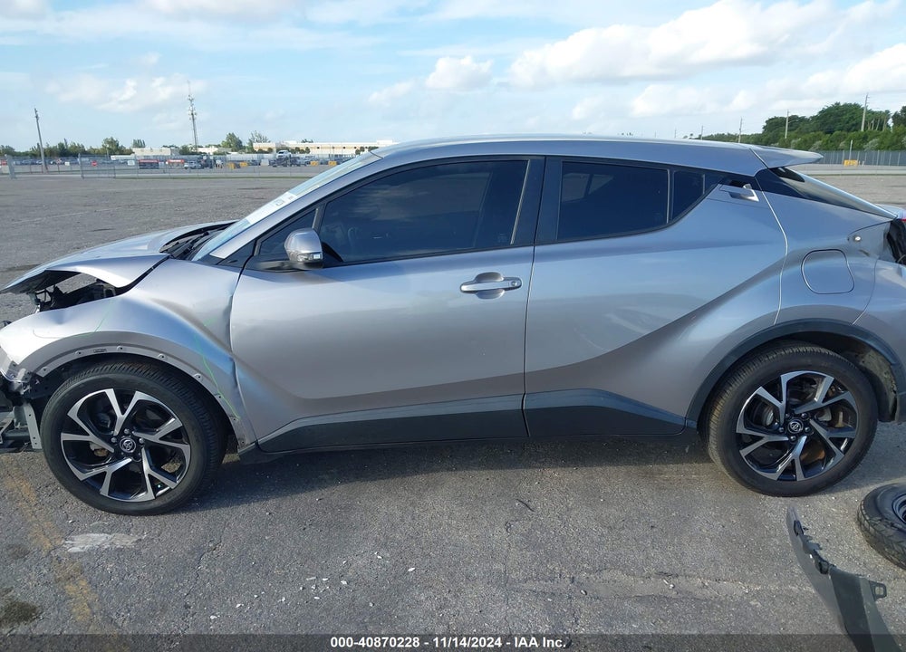 2018 TOYOTA C-HR XLE VIN: JTNKHMBX0J1007749