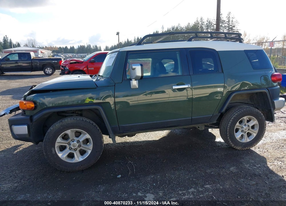 2012 TOYOTA FJ CRUISER VIN: JTEBU4BF2CK132185