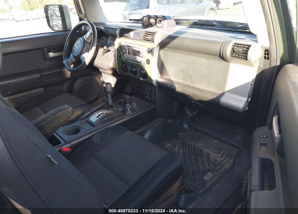 2012 TOYOTA FJ CRUISER VIN: JTEBU4BF2CK132185