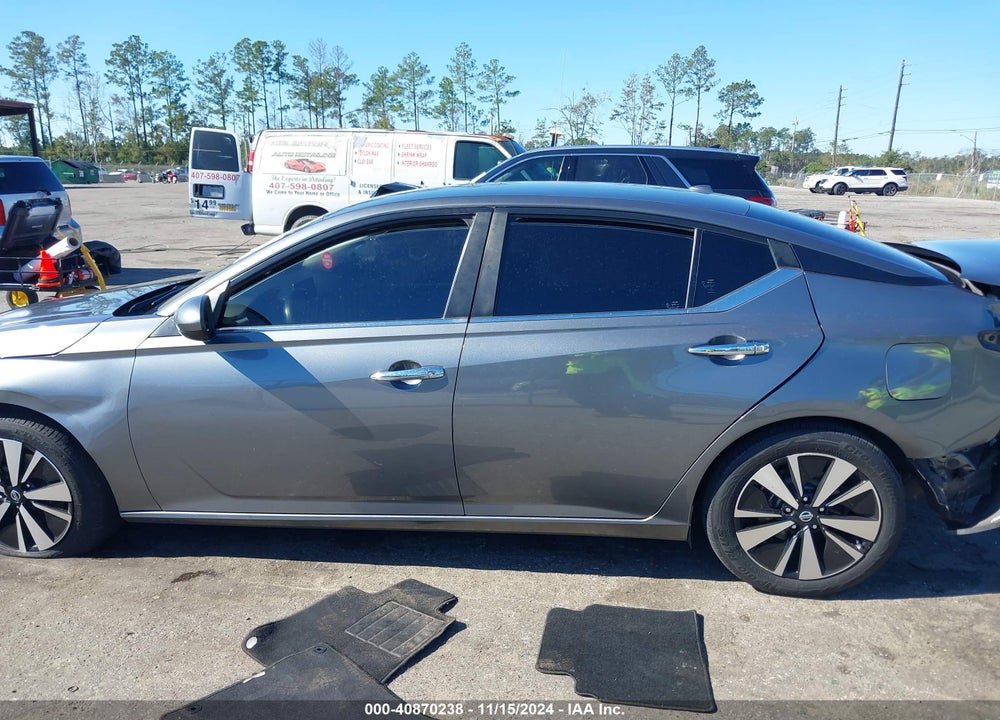 2021 NISSAN ALTIMA SV FWD VIN: 1N4BL4DV8MN307945