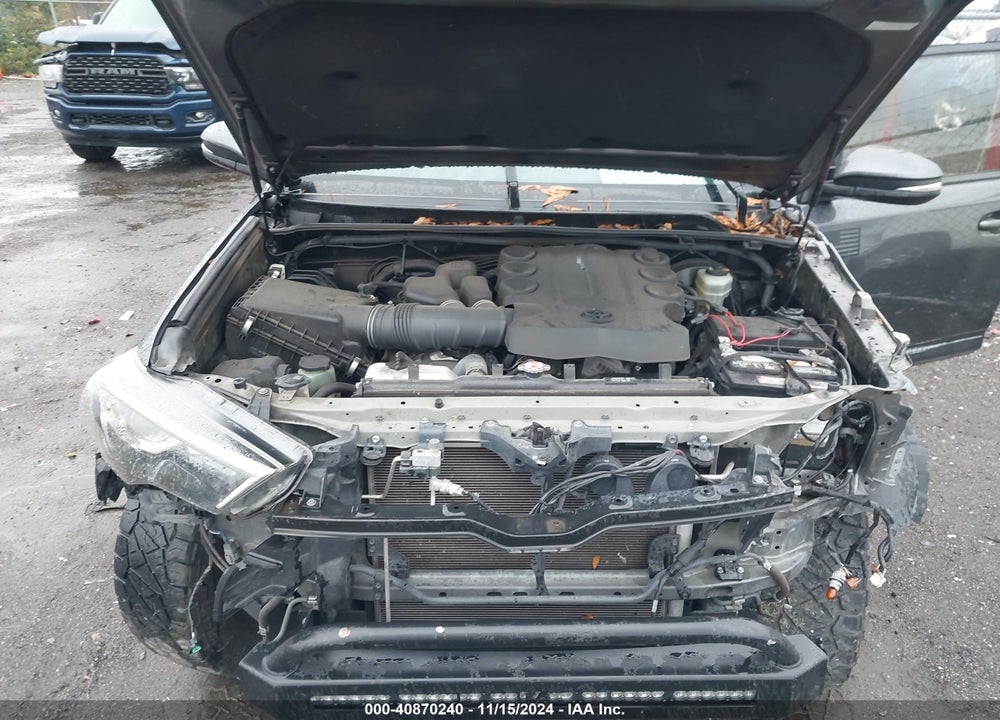 2018 TOYOTA 4RUNNER SR5 PREMIUM VIN: JTEZU5JR8J5177305