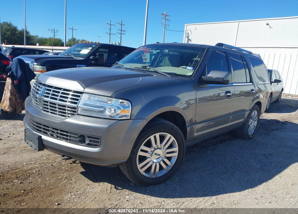 2012 LINCOLN NAVIGATOR VIN: 5LMJJ2J58CEL00117
