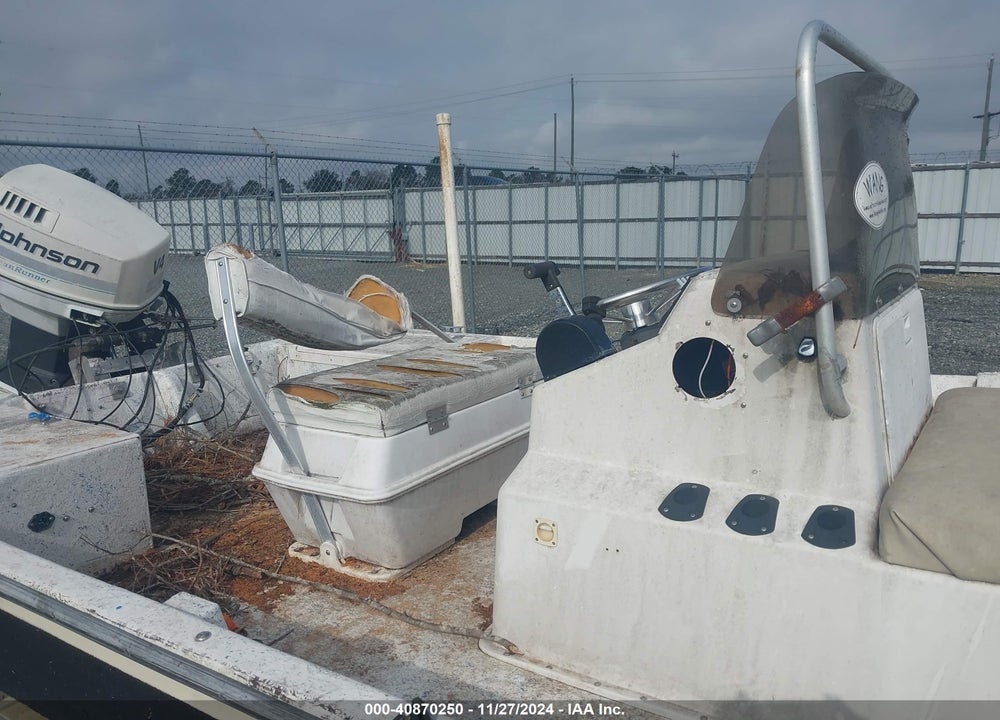 1997 ALASKA CANOE CO 19' FIBERGLASS BOAT VIN: AXC20T07E797