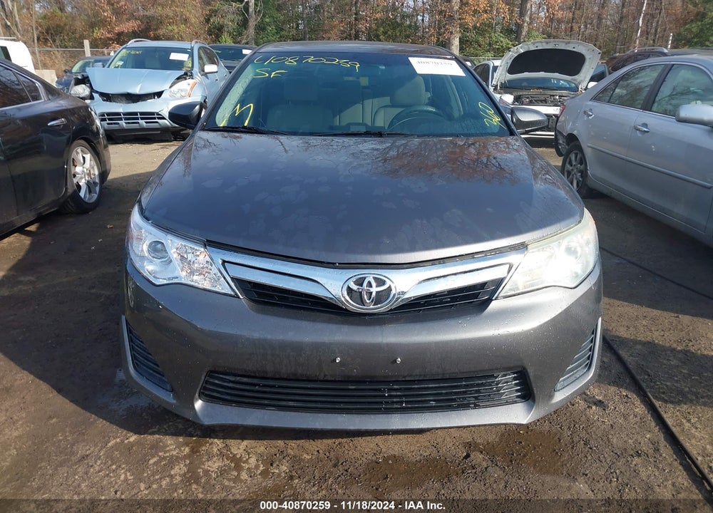 2014 TOYOTA CAMRY LE VIN: 4T4BF1FK1ER443152