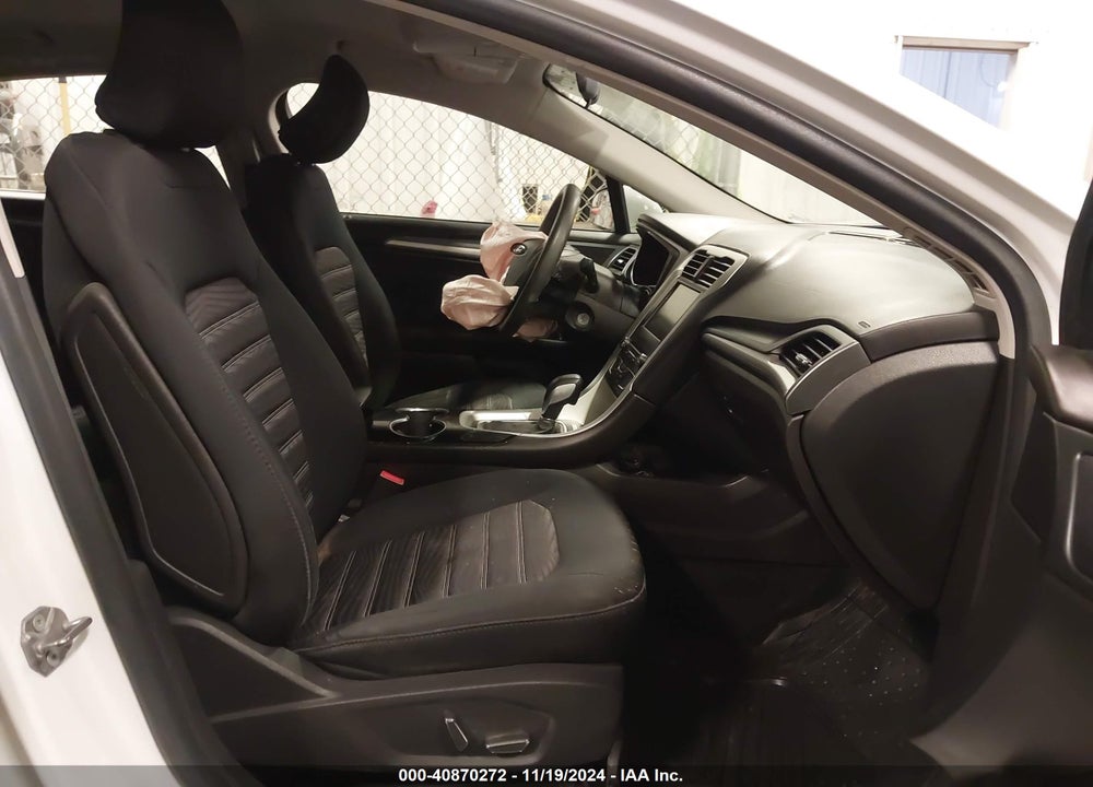 2016 FORD FUSION SE VIN: 3FA6P0H74GR171874